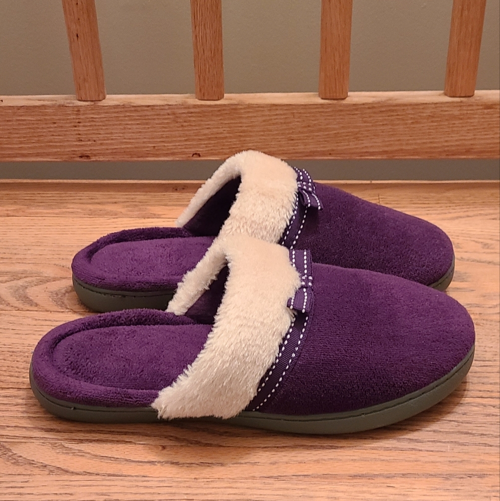 Isotoner purple slippers